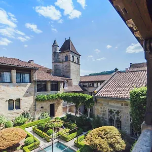 hotel-mercure-figeac-viguier-du-roy.midi-pyreneeshotels.com/
